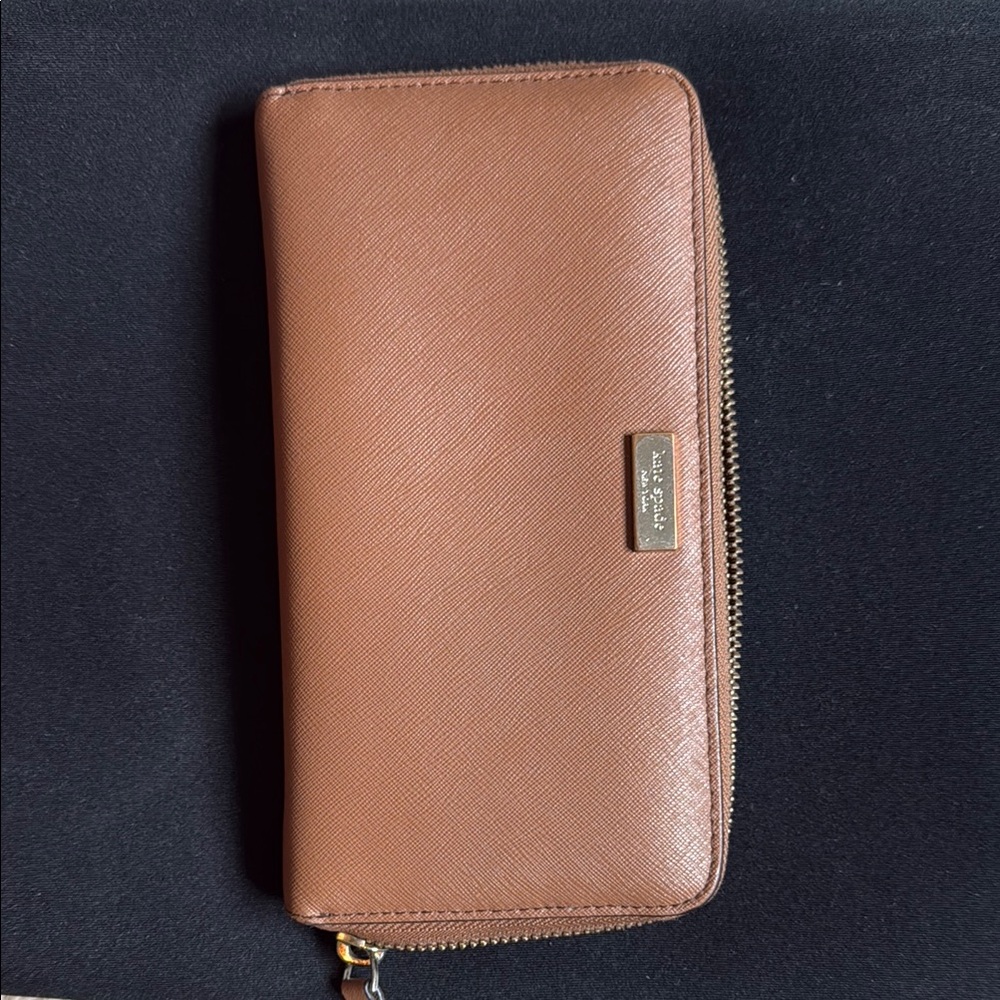 Kate Spade Tan Leather Wallet